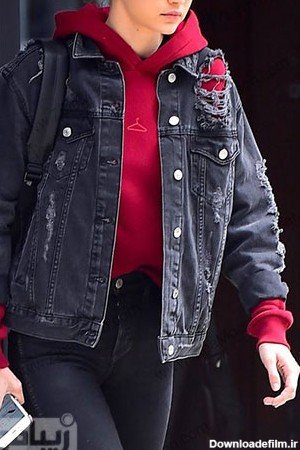  عکس دختر با هودی برای پس زمینه لپ تاپ