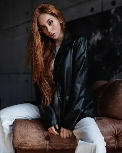  ژست عکس دختر زیبا برای پروفایل