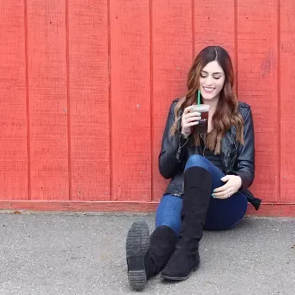  ژست عکس دختر زیبا برای پروفایل