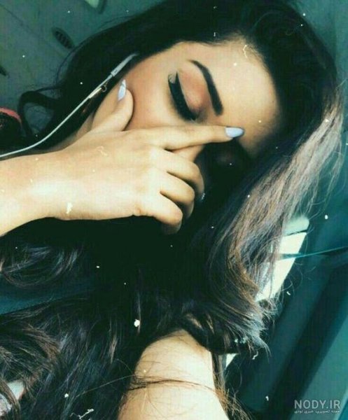 عکس ژست دخترانه سلفی