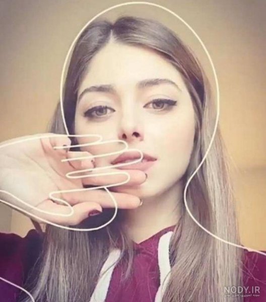  عکس ژست دخترانه سلفی