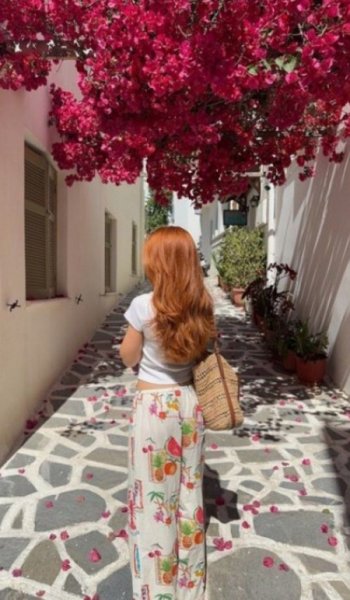  عکس صفحه دخترانه انیمه