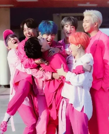  عکس جذاب بی تی اس برای پروفایل