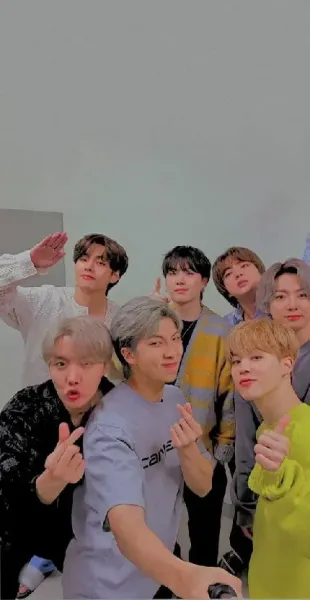  پروفایل بی تی اس بنفش