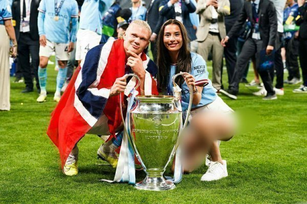 عکس هالند و همسرش