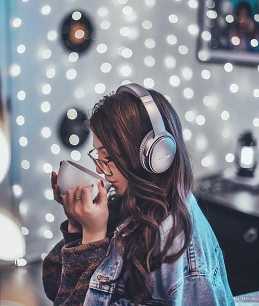  عکس دختر با هدفون برای پروفایل