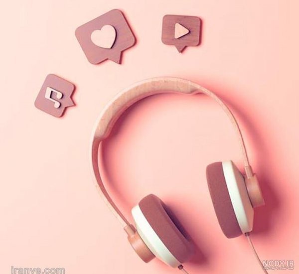 عکس دختر با هدفون برای پروفایل