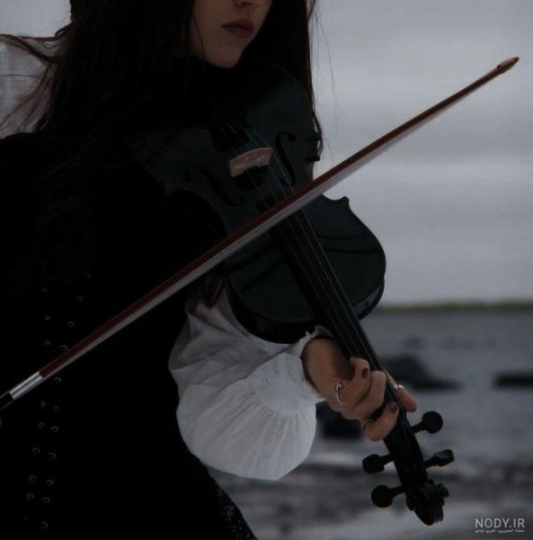  عکس دختر با ویولن برای پروفایل
