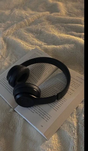 عکس پروفایل کتاب و قلم