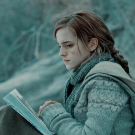  پروفایل هدفون و کتاب