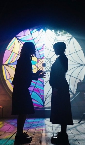  تصویر زمینه کیوت غمگین