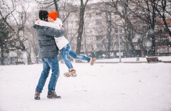 عکس برف در روستا