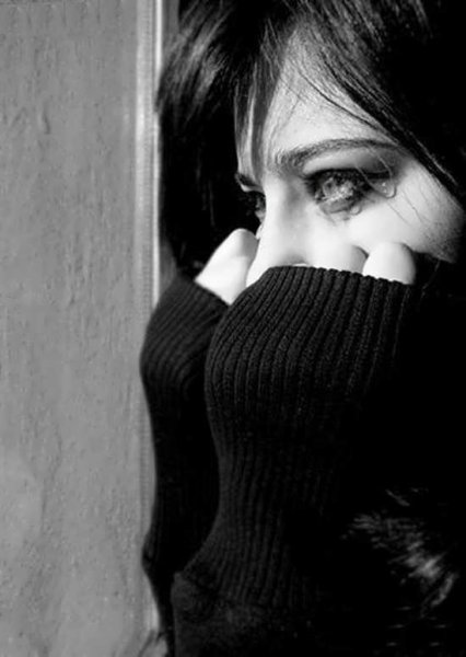 عکس پروفایل غمگین دخترانه فانتزی