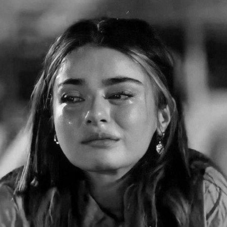  عکس گریه کردن دختر