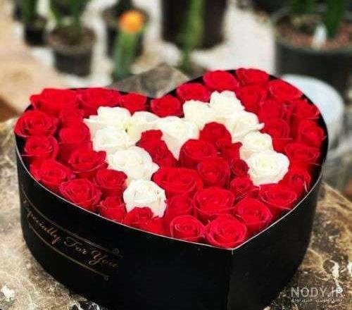 عکس دسته گل رز قرمز عاشقانه