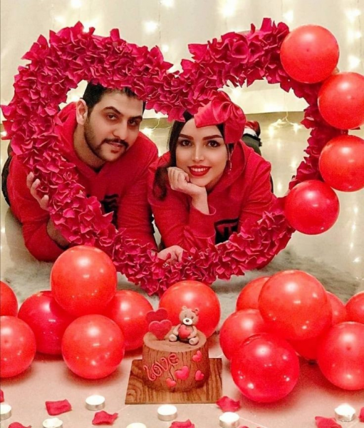  ایده عکس سالگرد ازدواج در کافه