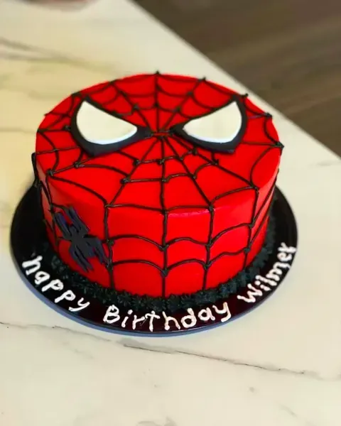  عکس کیک تولد مرد عنکبوتی قرمز