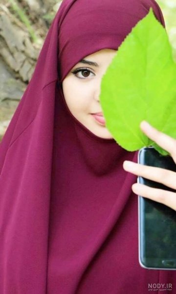  عکس دختر با نقاب برای پروفایل