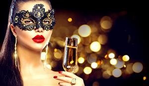  عکس پس زمینه دختر خوشگل با نقاب بالماسکه