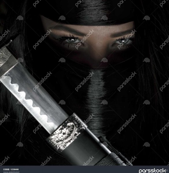  عکس فانتزی دختر جنگجو کره ای با شمشیر