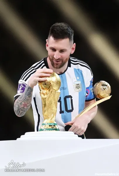  عکس مسی خفن با جام جهانی