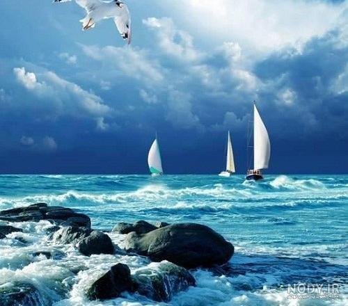 عکس پس زمینه قایق در آب با کیفیت بالا