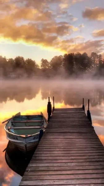 عکس دریا در شب