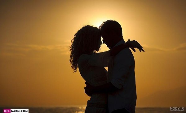  عکس پروفایل زوج عاشق در بغل هم