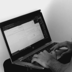  عکس بازیگران سریال ترکی شهر دور