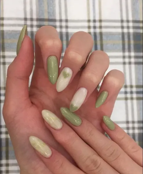  عکس سبز ماچا ناخن
