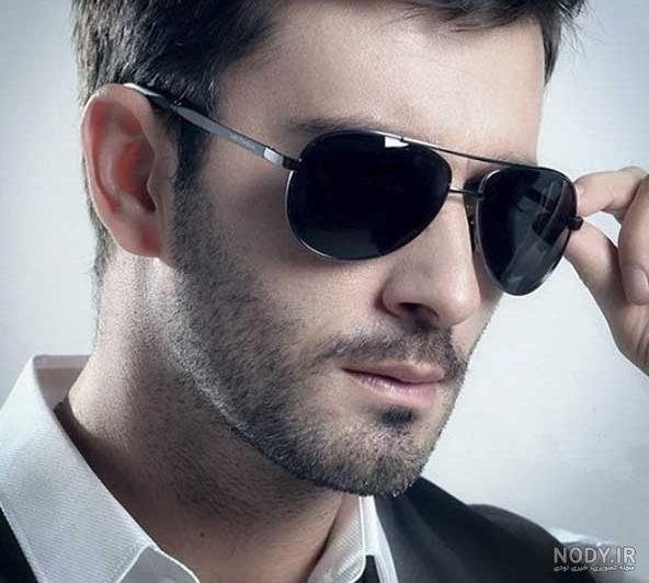 عکس پسر با عینک طبی