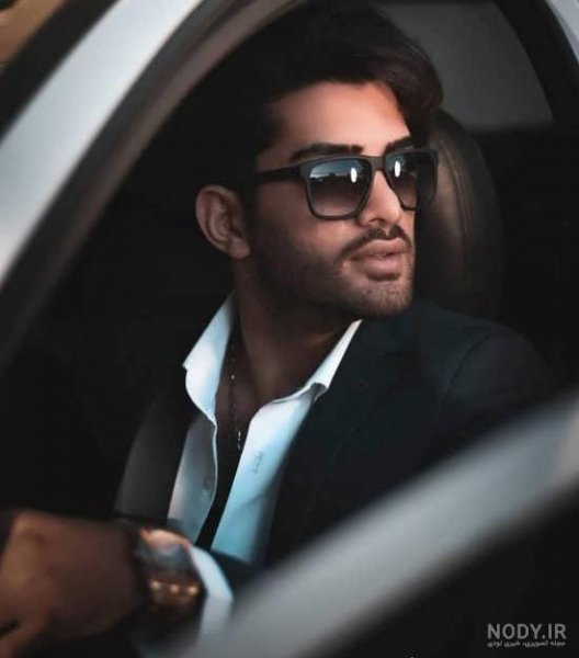 عکس پسر با عینک طبی