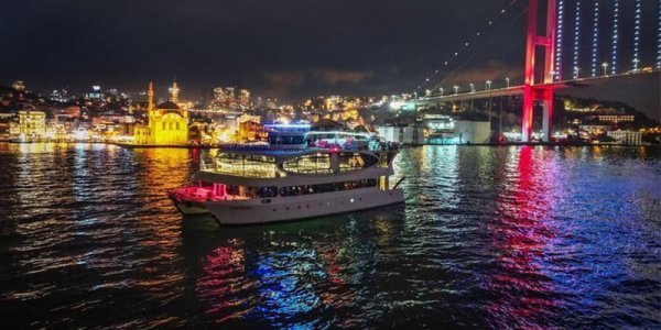  عکس پل استانبول ترکیه در شب