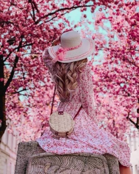  عکس های دخترانه صورتی