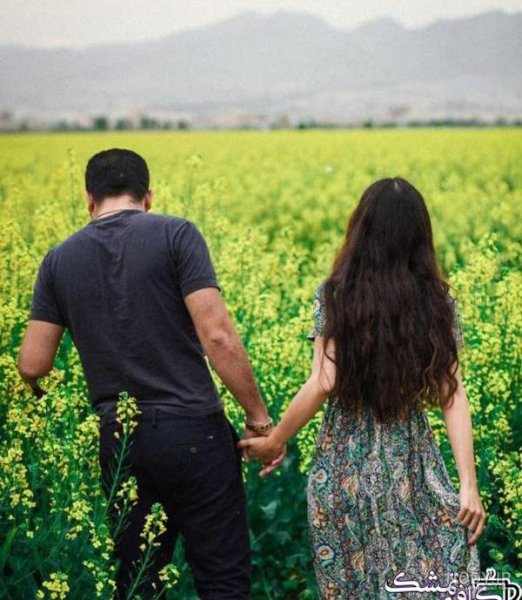  عکس بغل از پشت سر