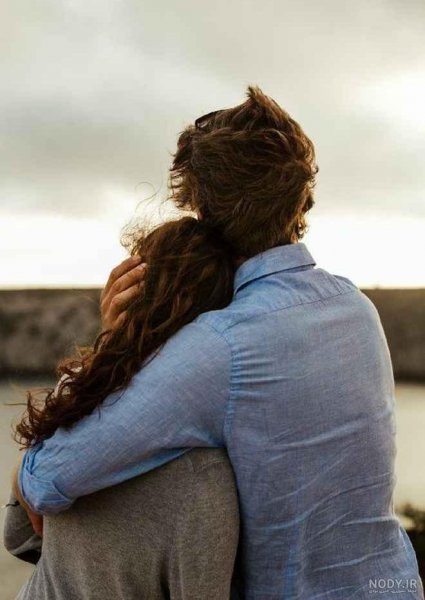  عکس بغل از پشت سر