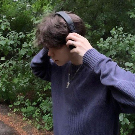  دانلود عکس پسر از نیمرخ با کیفیت