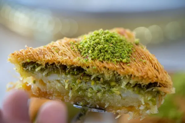 عکس شیرینی باقلوا باکیفیت برای استوری