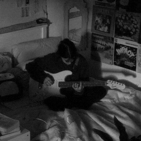  دانلود عکس فانتزی گیتار برای تصویر زمینه