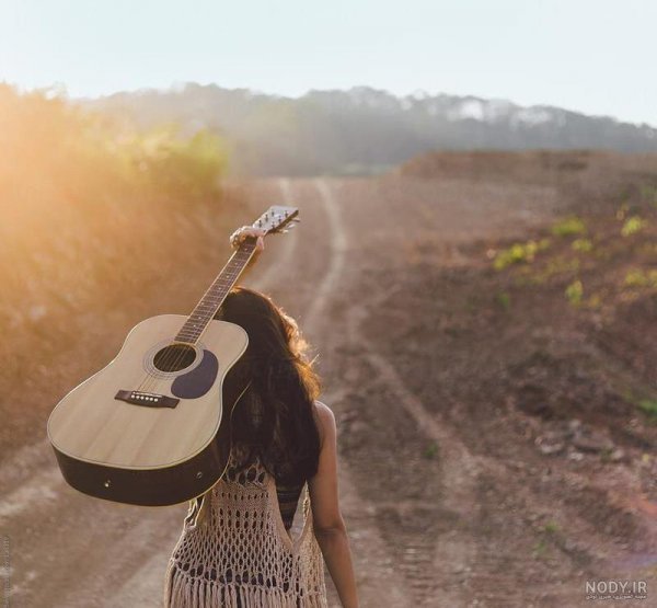  عکس گیتار دخترانه