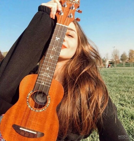  عکس گیتار دخترانه