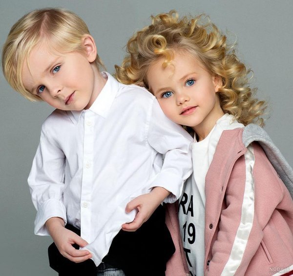  عکس دختر دوقلو خوشگل