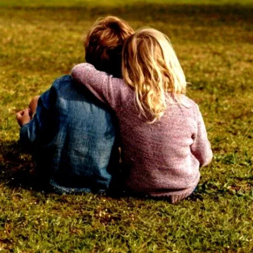  عکس پروفایل روز جهانی خواهر و برادر