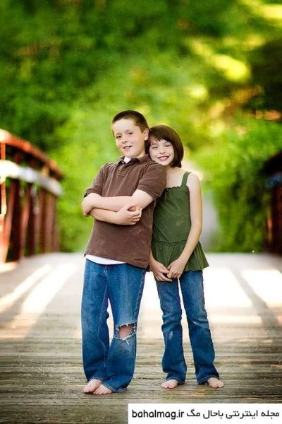  ژست عکس خواهر برادری اسپرت