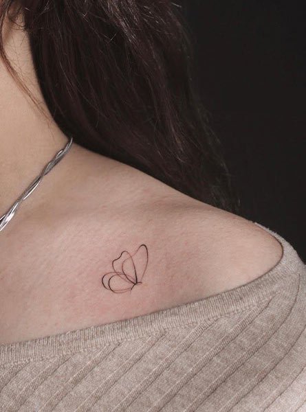  تاتو پروانه روی ترقوه