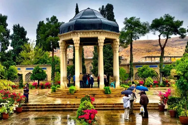 عکس حافظ شیرازی با کیفیت