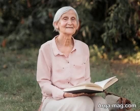  عکس سالمند زن