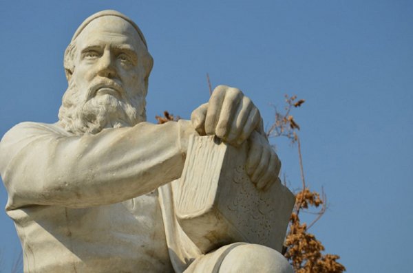  عکس مجسمه خیام