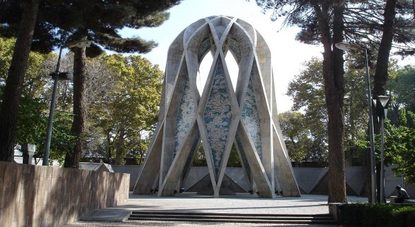  عکس مجسمه خیام