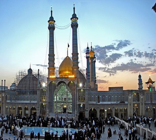 عکس حرم حضرت معصومه برای استوری